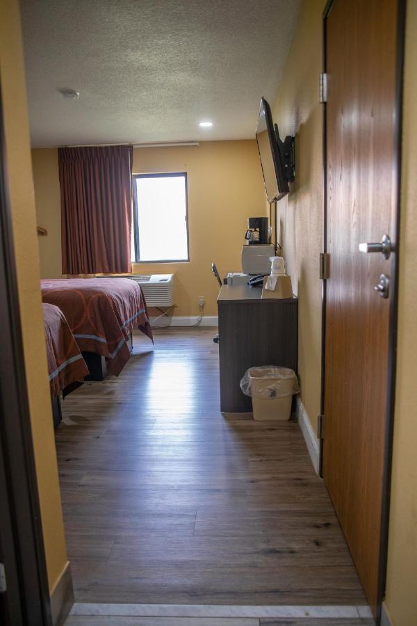 ซูเปอร์ 8 บาย วินด์แฮม เมาน์เทนโฮม Motel ภายนอก รูปภาพ